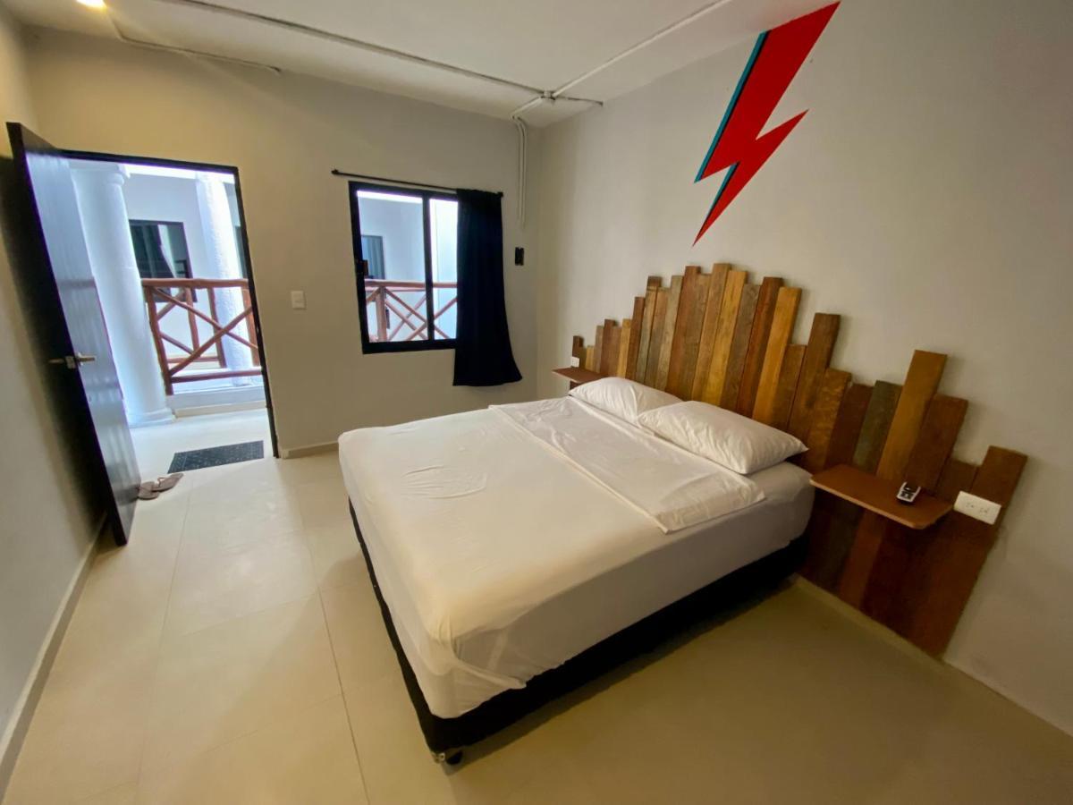 Why Not Rooftop Party Hostel Playa del Carmen Ngoại thất bức ảnh