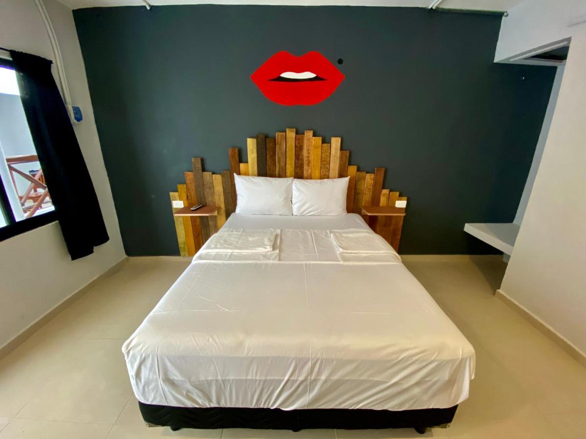 Why Not Rooftop Party Hostel Playa del Carmen Ngoại thất bức ảnh