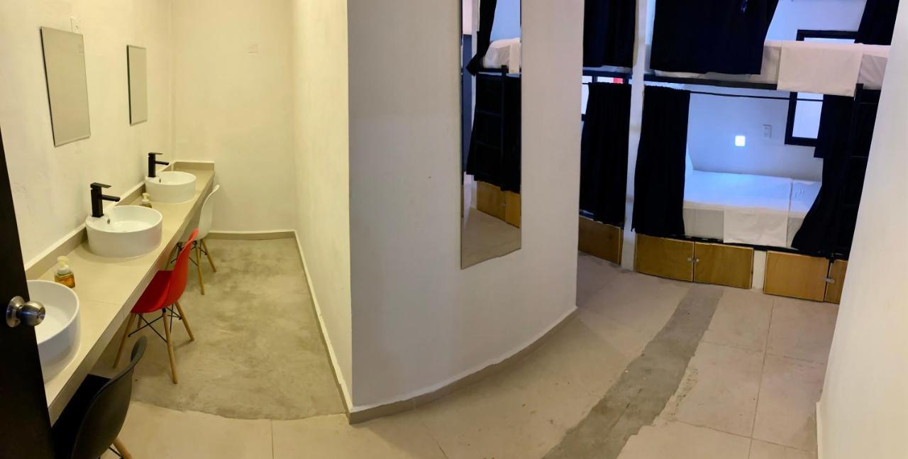 Why Not Rooftop Party Hostel Playa del Carmen Ngoại thất bức ảnh